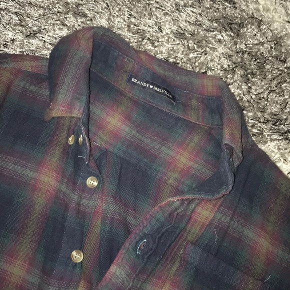 Brandy Melville Cropped Short Sleeve Flannel - Picture 2 of 2